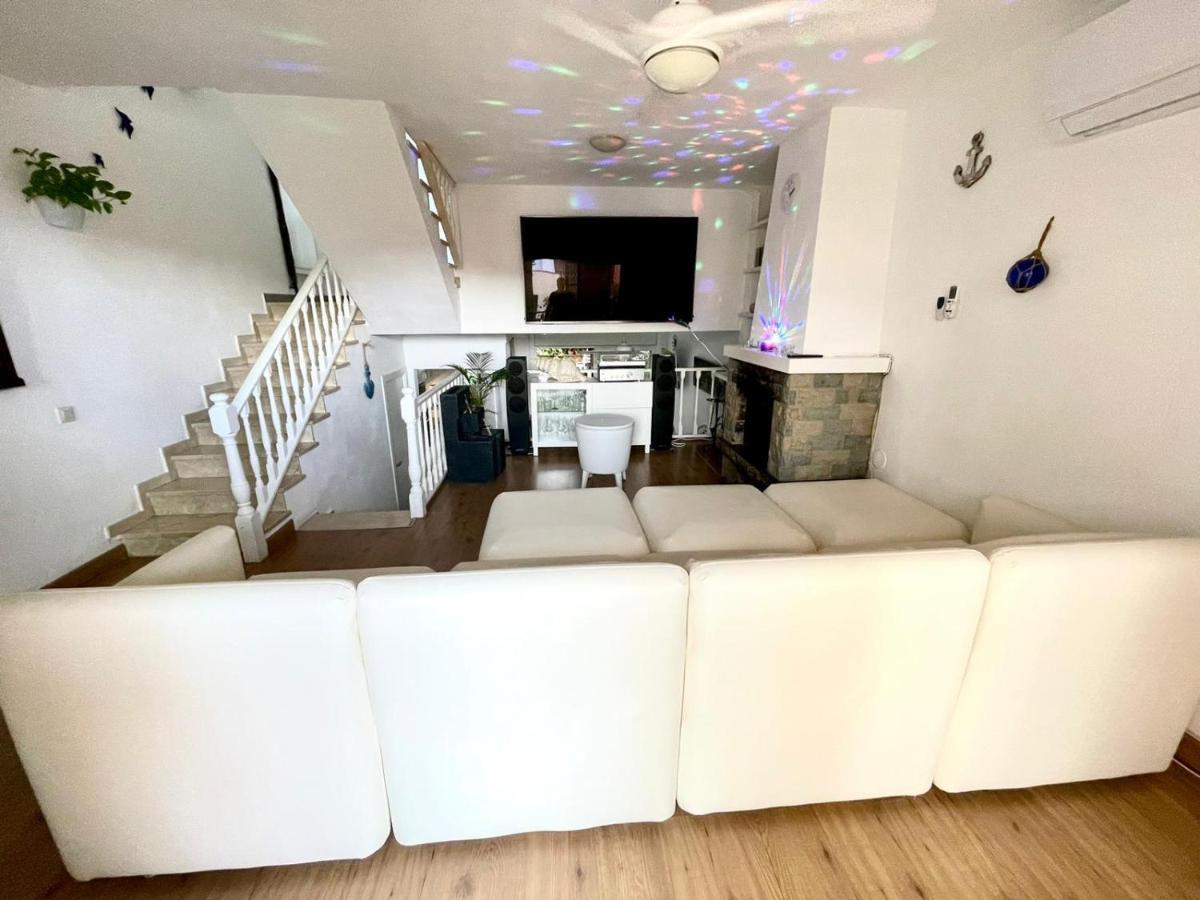 Casa En Masnou Junto A Playa Y Tren Villa Dış mekan fotoğraf