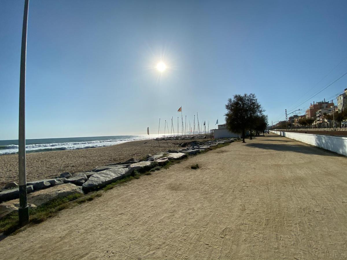 Casa En Masnou Junto A Playa Y Tren Villa Dış mekan fotoğraf